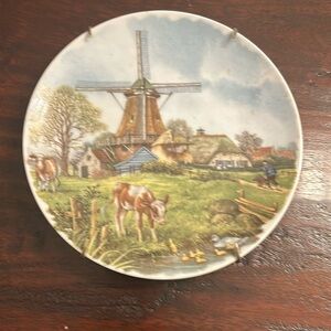 Decorative plate